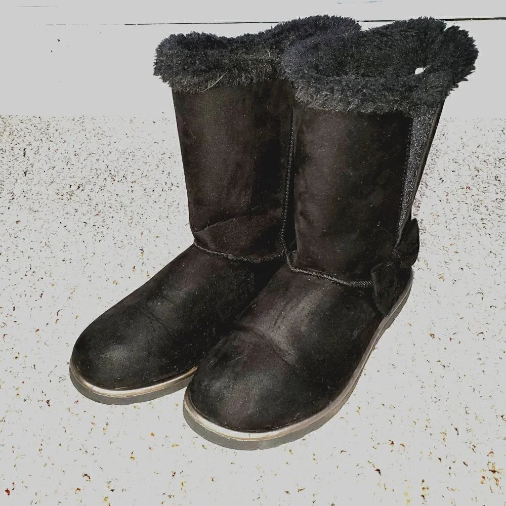 Girl’s Kohls Kinsley Black Boots Size 4M